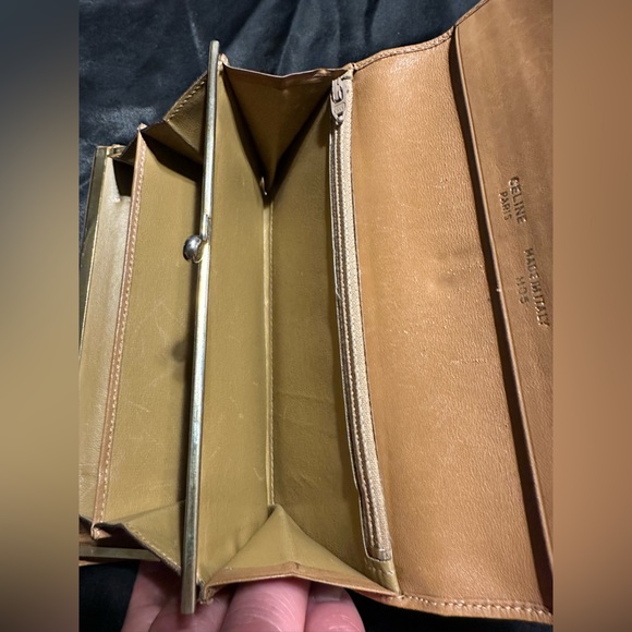 Celine Long Wallet Purse Macadamia Beige Super Clean authentic $1200.00 retail - Picture 12 of 14